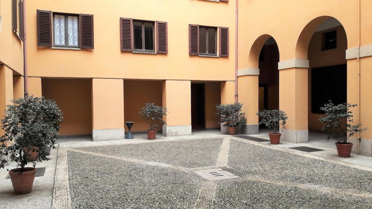 Suite Amedei4 Milan Bagian luar foto
