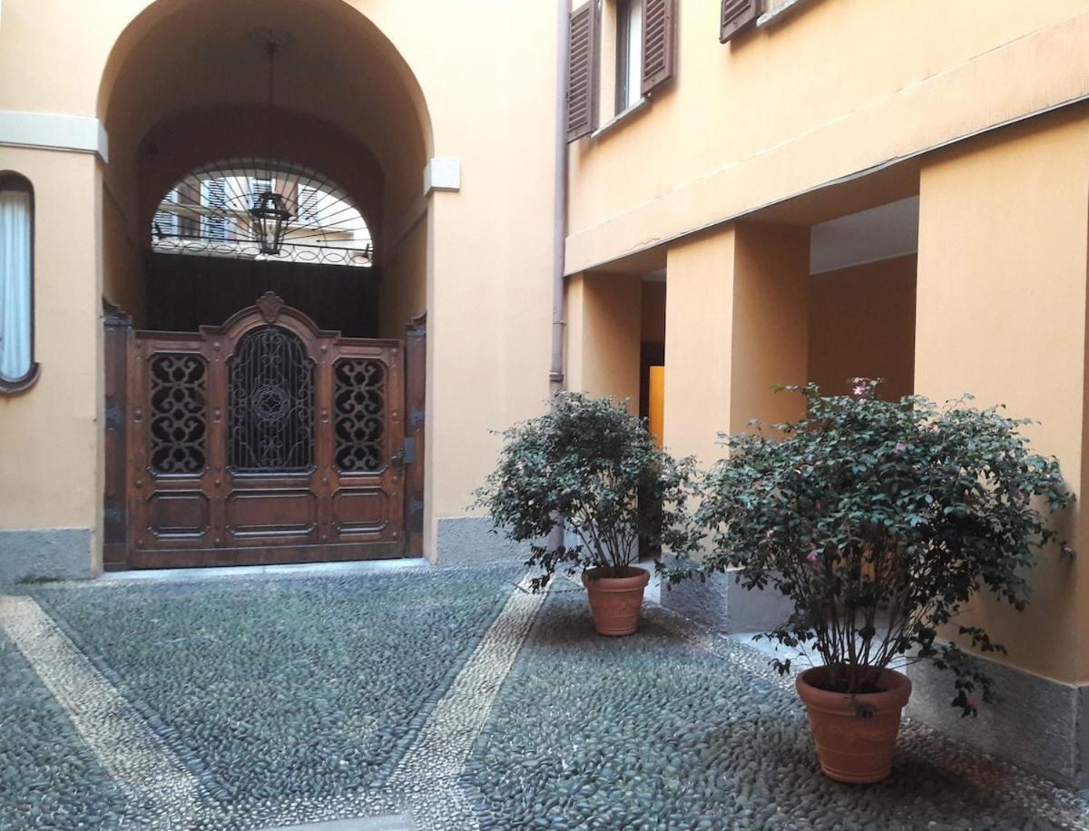 Suite Amedei4 Milan Bagian luar foto